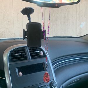 Rear view mirror hanging charm